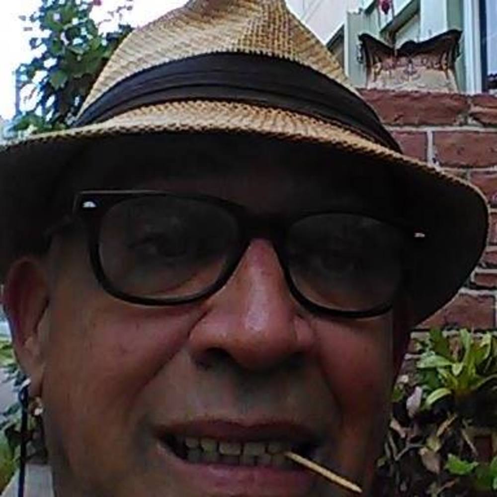 Meet your Posher, Maximo